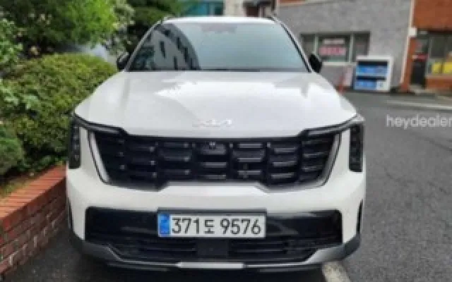 더 뉴 쏘렌토 4세대 하이브리드 1.6T 2WD 시그니처 그래비티 기아 2023/10 74,272km